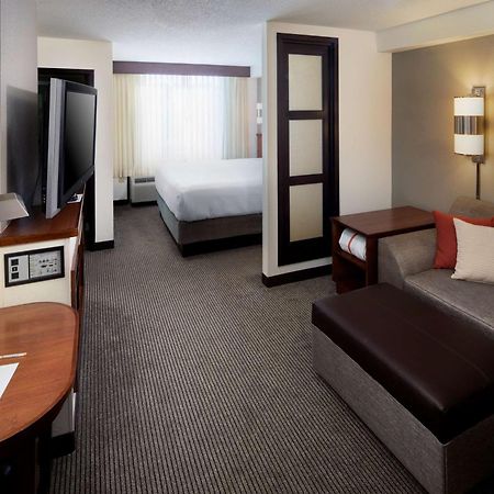 Hyatt Place Charlotte Arrowood מראה חיצוני תמונה