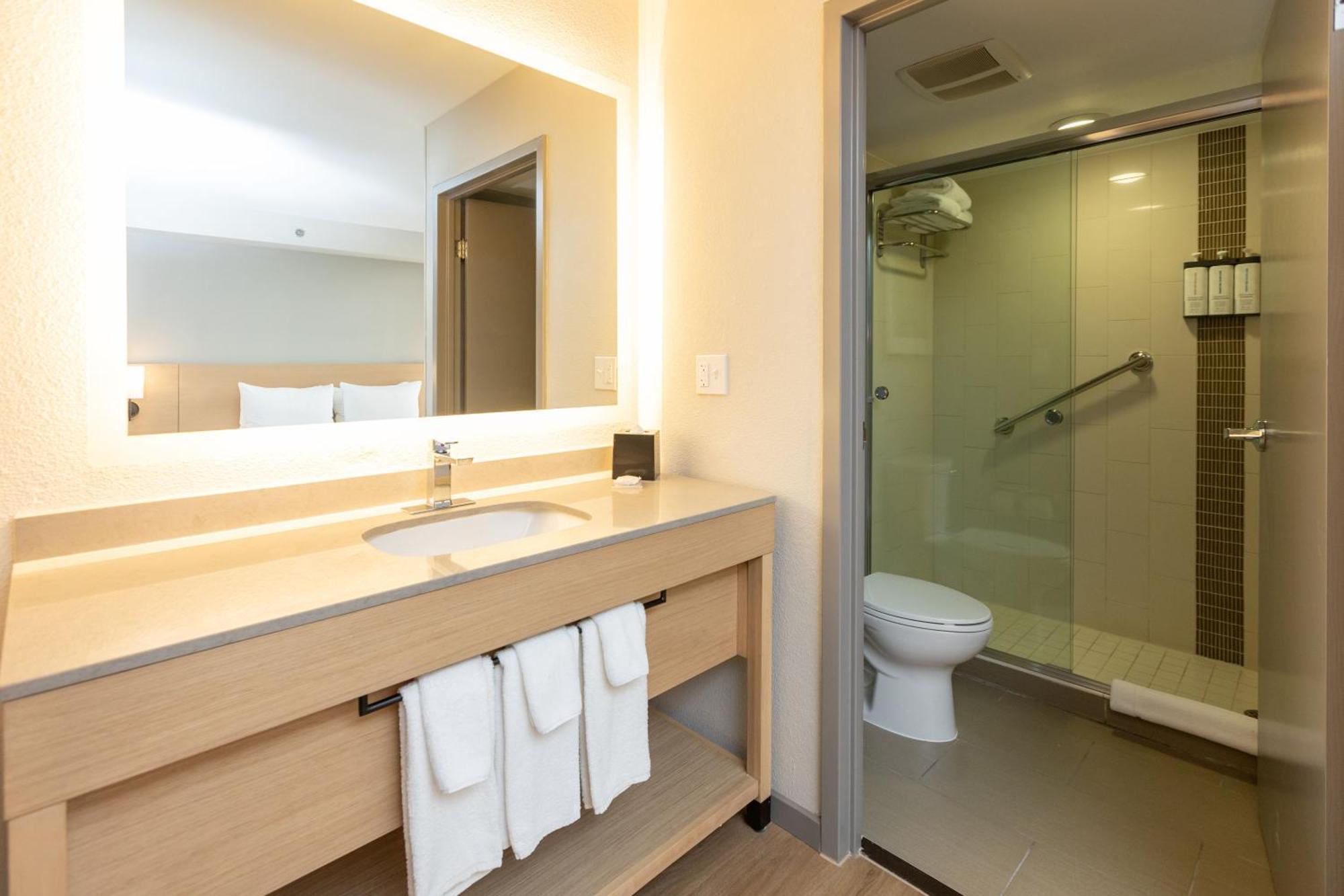 Hyatt Place Charlotte Arrowood מראה חיצוני תמונה