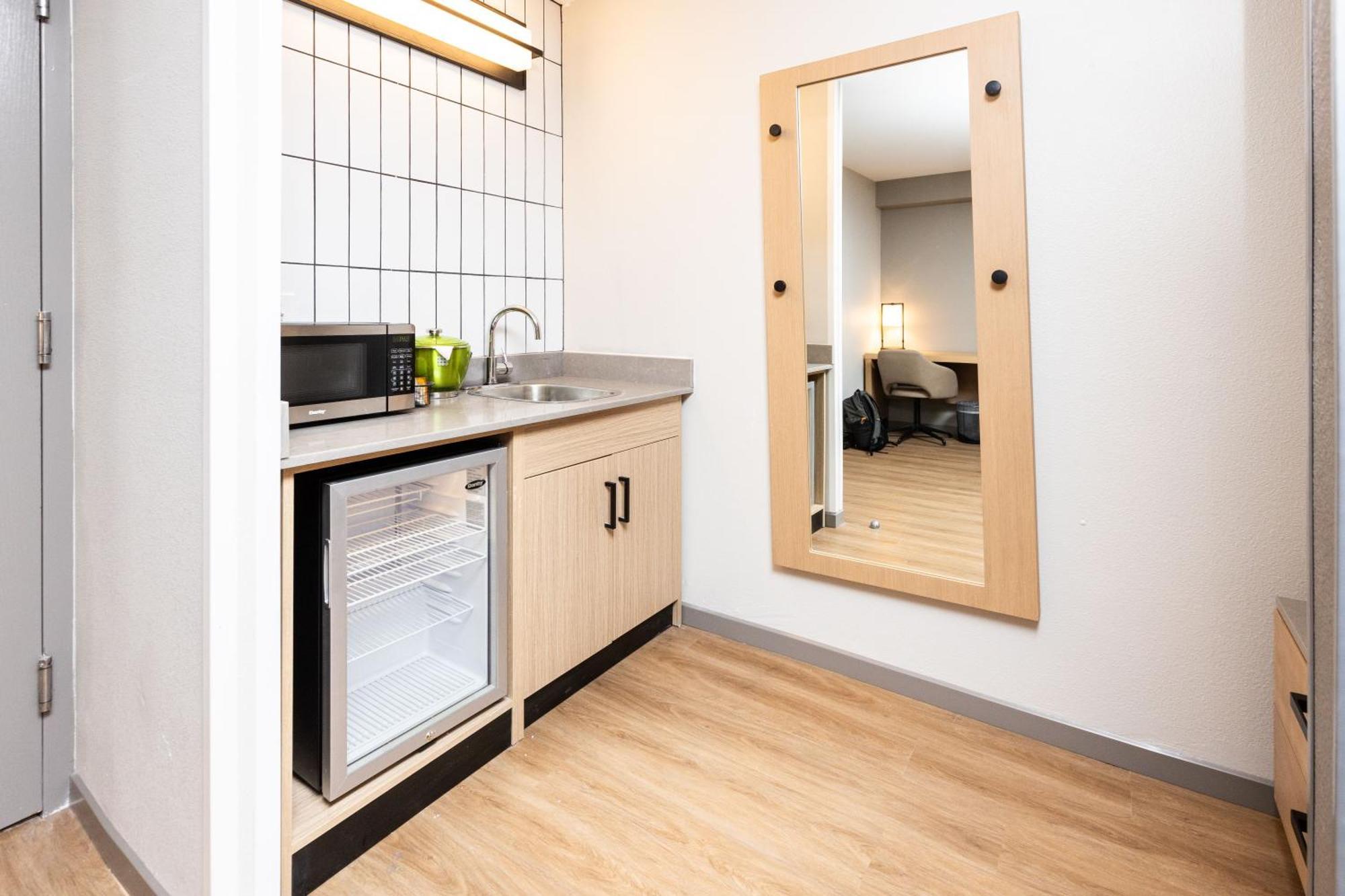 Hyatt Place Charlotte Arrowood מראה חיצוני תמונה