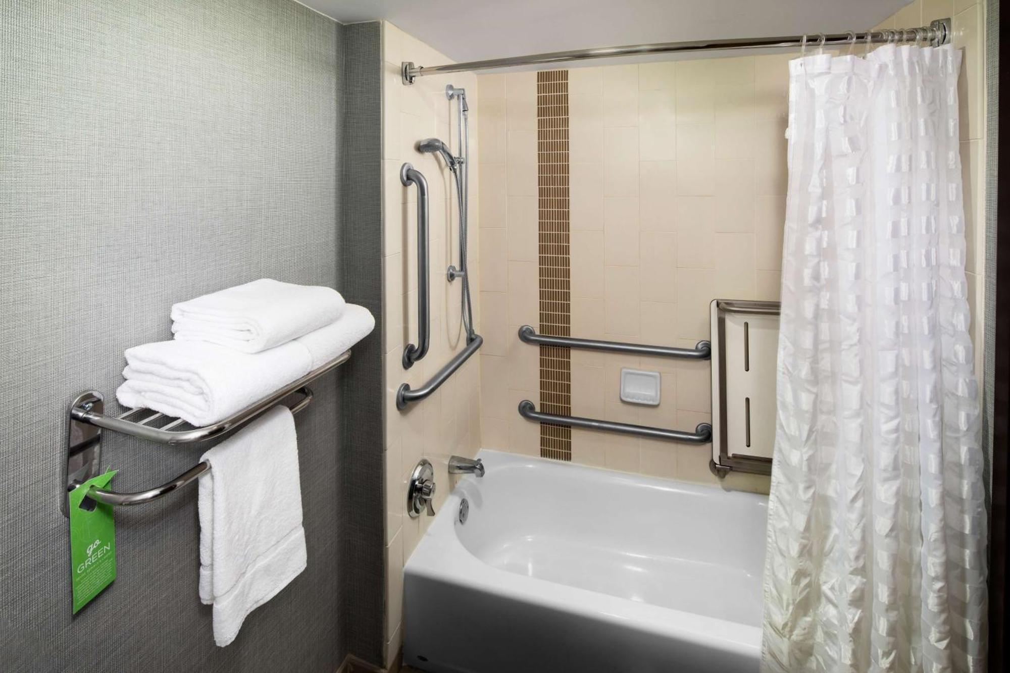 Hyatt Place Charlotte Arrowood מראה חיצוני תמונה